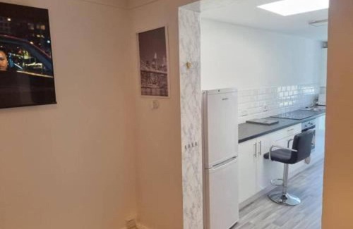 Gillingham House | Gillingham Retreat - Spacious 4 Bedroom House