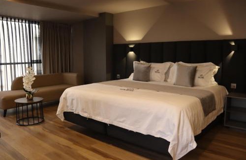 Pereira Hotel | Giluxe Hotel