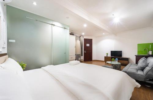 Phuong 6 Hotel | Gin House Hotel & Apartment Near Turtle Lake