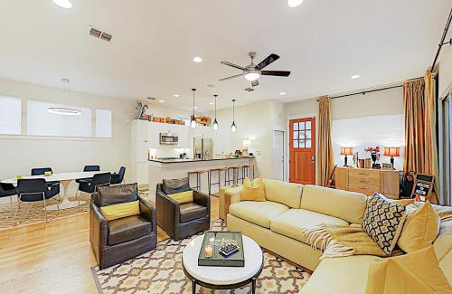 Bouldin House | Giraffic Park