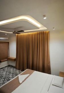 Kunnathidavaka Bed & Breakfast | GIRASSOL the hill villa