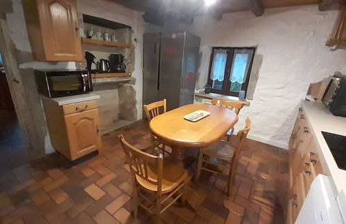 Hadol Ski Chalet | GITE * 6 p, Vosges, between plain and mountain animals accepted, calm assured