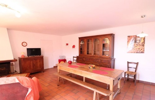 Arpajon-sur-Cere Cottage | Gite Arpajon-sur-Cère, 2 bedrooms, 4 persons