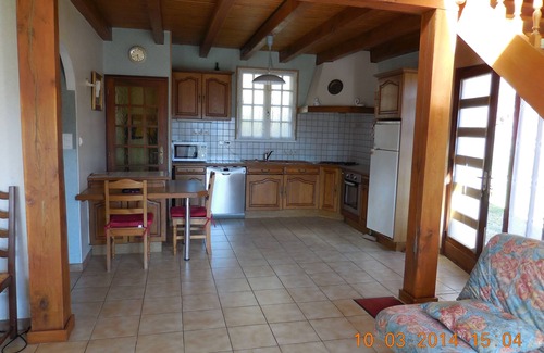 Marcillac-Vallon House | "Gite BEAU- SOLEIL" 208 rue de la source. Le Cayla 12330 MARCILLAC VALLON