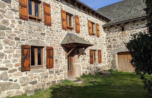 Montpeyroux House | GITE DE CROZILLAC - AUBRAC - 6 PEOPLE