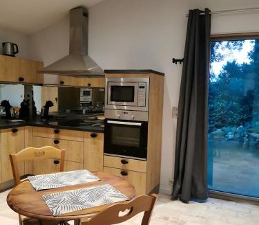 Solerieux Apartment | Gite de la Colline - 3 pers