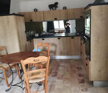 Solerieux Apartment | Gite de la Colline - 3 pers