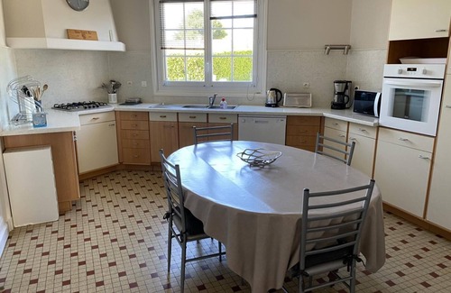 Villeneuve House | Gite DE LA Rose - Villeneuve