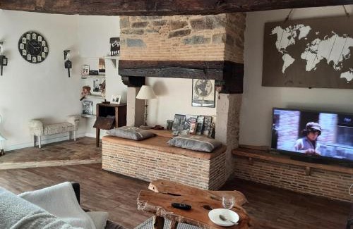 Centre Apartment | Gite Du Passant Rennais avec balcon sur cour