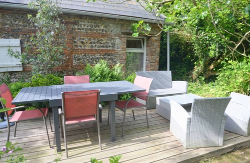 Bordeaux-Saint-Clair House | Gîte Le Cottage at the gates of Étretat