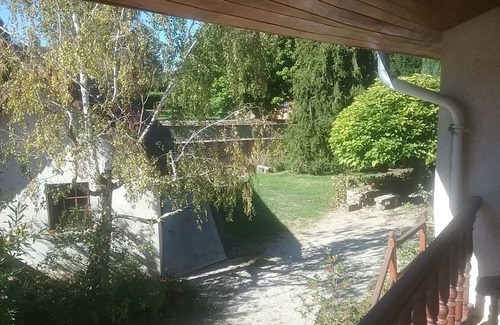 Laives Cottage | Gite le Clos du bief ideal for family or friends