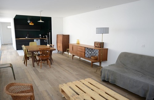 Saint-Cheron House | gite le "nid du pouillot" 6-8 people south Essonne