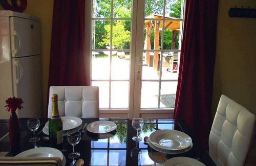 Soumensac House | Gite nr Eymet with Heated Jacuzzi, 100 metres from lake , Dordogne, Aquitaine