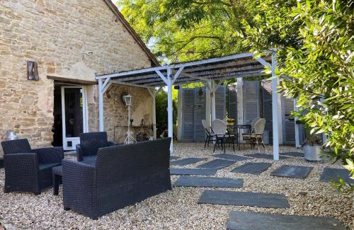 Louhans House | GITE Voie Verte , jardin, CV LOUHANS