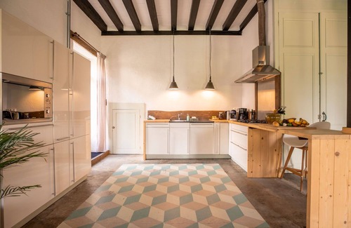 Coussac-Bonneval House | Gites de la fabrique, infinity pool, jacuzzi, playground, in/outdoor trampoline