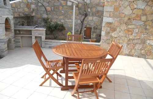 Sagone House | Gites-Sassone