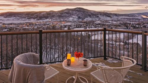 Steamboat Springs House | Glacier Lodge - West