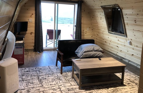 Babb House | Glacier Summit - Spacious, New & Modern Villa Overlooking the Forest & Rockies