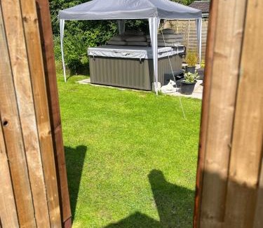 Rocester House | Gladstone cottage