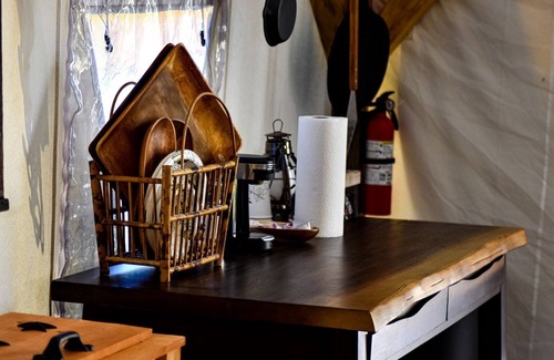 Idleyld Park House | Glamping! Luxury Tent - Mountaineer, Douglas County, Oregon