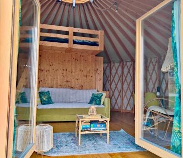 Szczytna Other | Glamping Niebiańska Osada Jurty Dolnośląskie & SPA