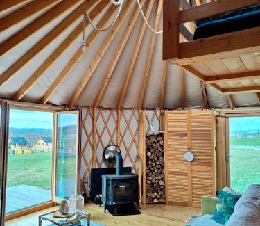 Szczytna Other | Glamping Niebiańska Osada Jurty Dolnośląskie & SPA