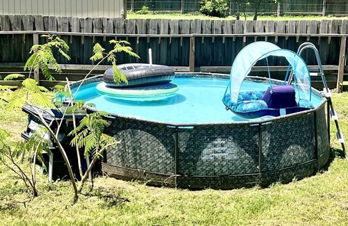 Conroe House | Glamping on the Farm