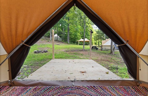 Stanton RV Rental | Glamping Yurt #1 - Heated, Firepit, Fridge, Red River Gorge