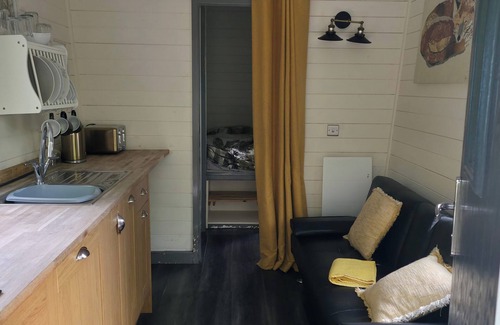 Llanfair Caereinion Cabin | Glan yr Afon Tri - Relax, Recuperate, Enjoy