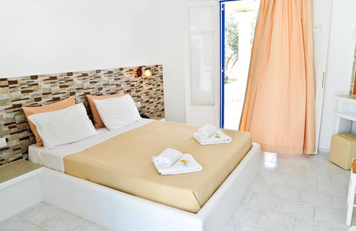 Apollonia Hotel | Glaronisia Hotel