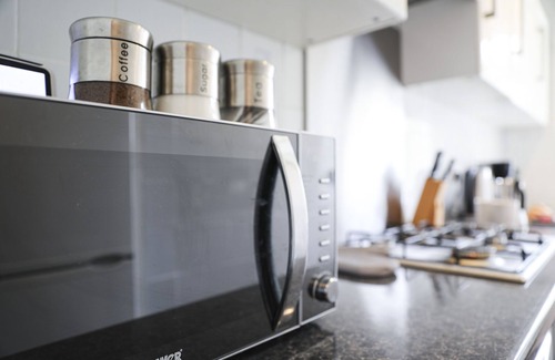 North Glasgow Apartment | Glasgow, 3 Bed Close to City Centre w/Free Street Parking