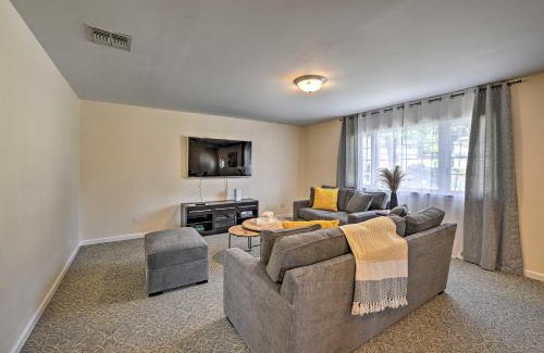 Glen Cove House | Glen Cove Home Walk to Boardwalk and Dining!