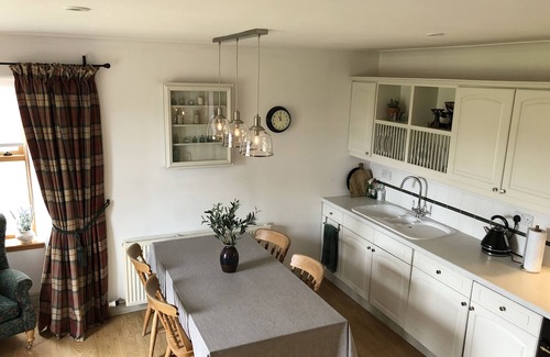 Dornoch Cottage | GLENMUIR COTTAGE, family friendly, with open fire in Dornoch
