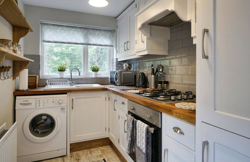 Crawfordsburn Cottage | Glenside Crawfordsburn- 4 Star Luxury House