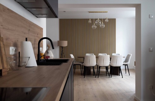 Neuschwabing Apartment | ღLiboria | Elegance at Josephsplatz