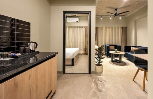Koramangala 4th Block Hotel | Glitch by Otherland Koramangala