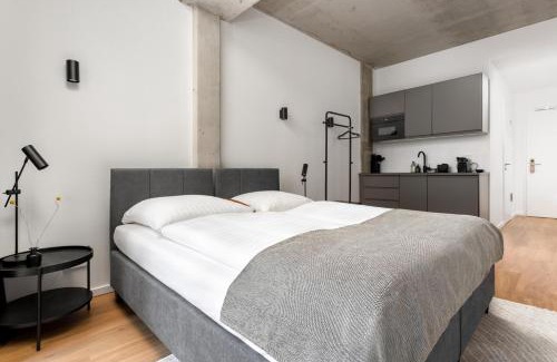 Friedrichshain Apartment | Global Living I TheGraf - East Side Gallery