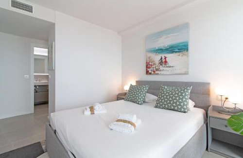 Canet de Berenguer Apartment | Global Properties, Nuevo apartamento con piscina privada y terraza con vistas al mar