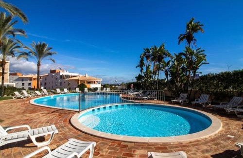 Montechoro Apartment | Globe 33 Apartment - Top Location & The Strip Albufeira