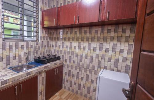 Accra House | Glorious Adjoba