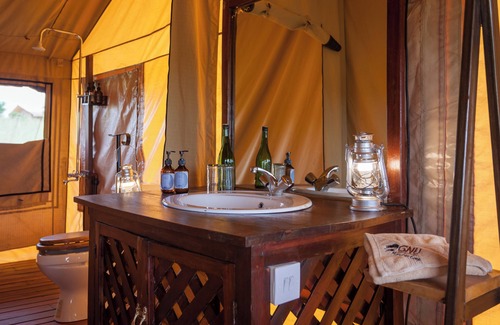 Serengeti National Park Cabin | Gnu Mara River Camp