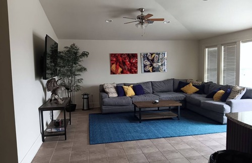 Venice Condo | Go Long Lodge