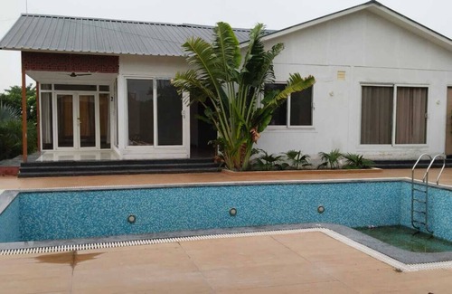 Noida Resort | GoBravo 16 Sector 150 Noida