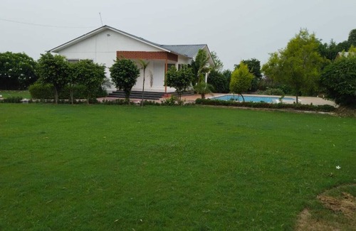 Noida Resort | GoBravo 16 Sector 150 Noida