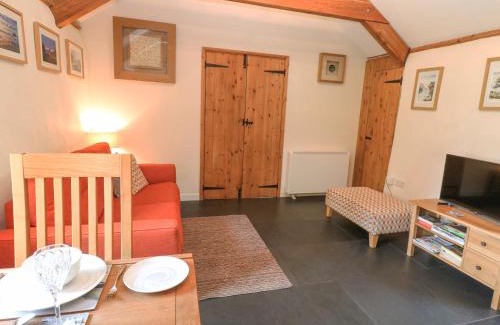 Saint Erth Praze House | Godolphin Barn