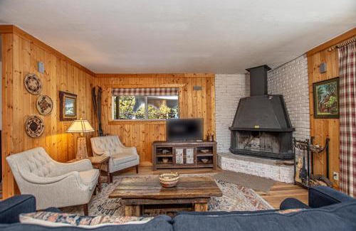 Tahoma House | Goetzl By Hauserman Rentals