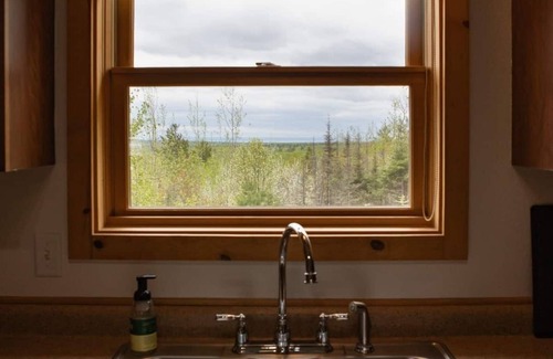 Two Harbors Cottage | Gokotta Cottage: Cozy forest retreat with Lake Superior views