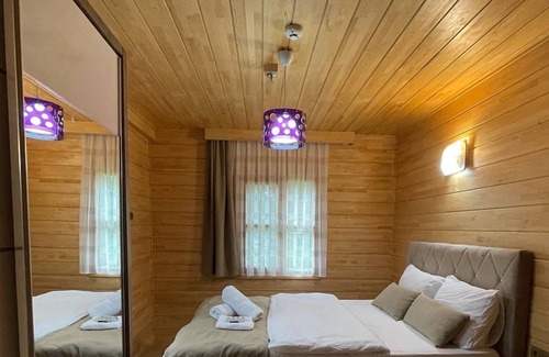 Uzungol House | Gold City Apart Hotel, Tatil Evi
