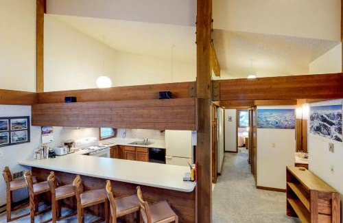 Woodmoor Apartment | Gold Point Vista
