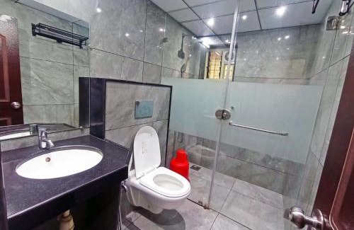 Hireguthi Hotel | Golden dreams